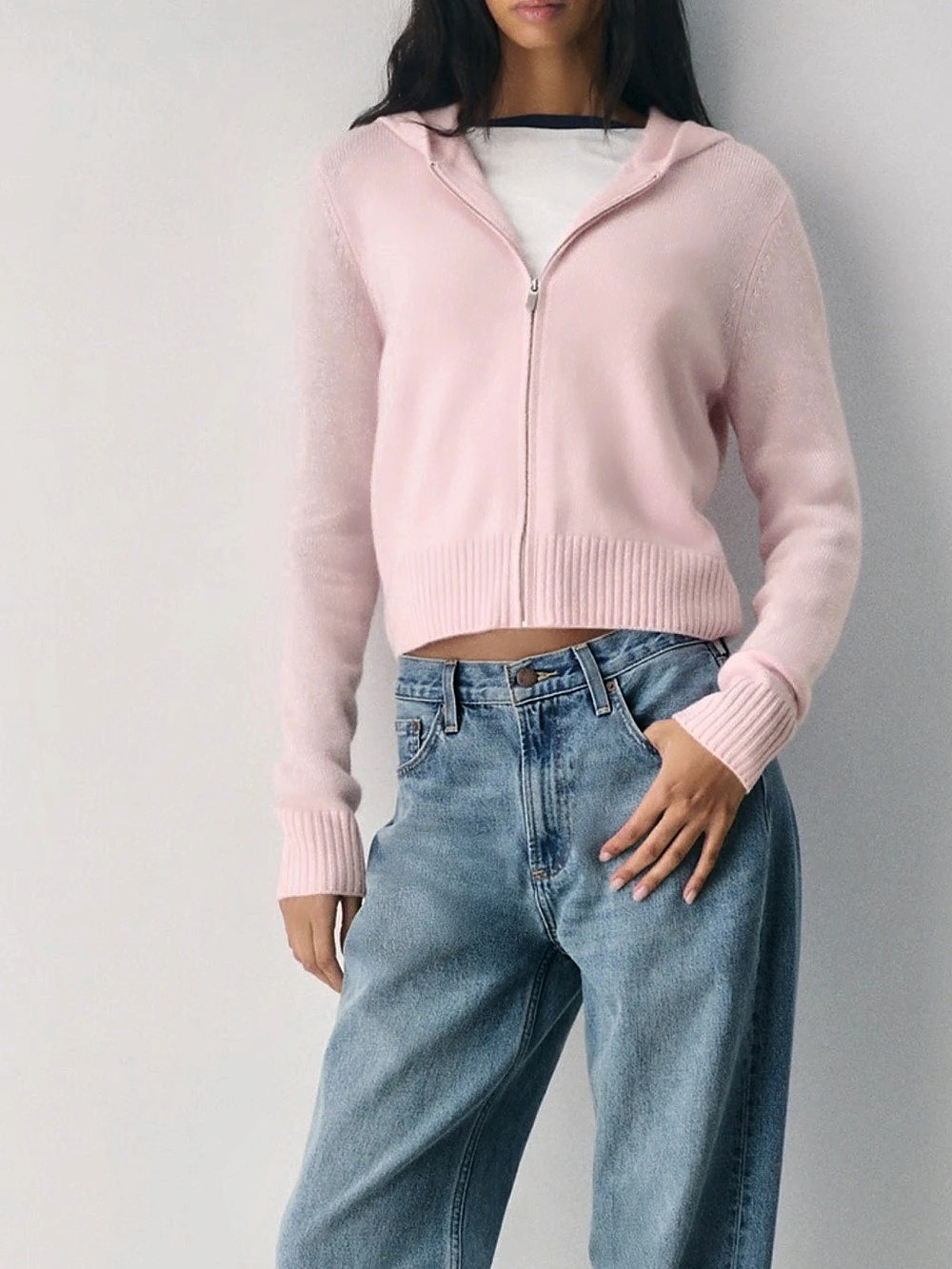 ARITZIA Essential Cashmere Idyllic Zip Hoodie Pink Medium